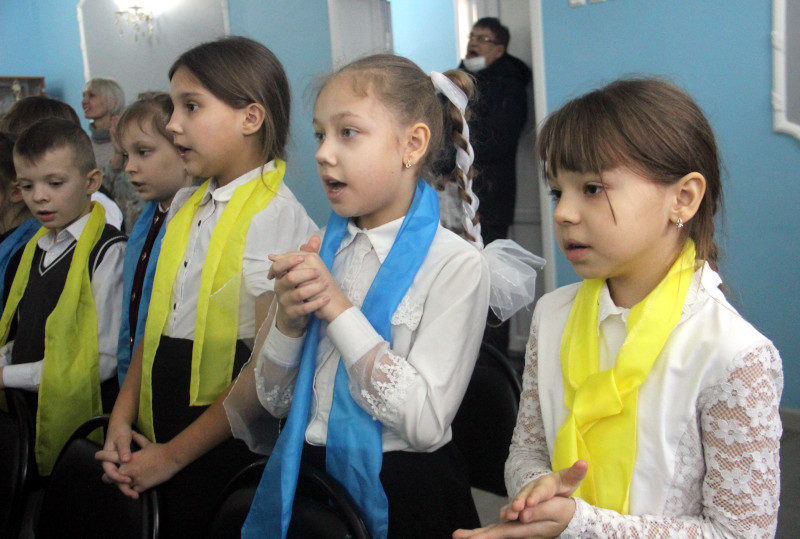Праздничный концерт, посвященный 30-летию Независимости Республики Казахстана в школе в честь прп. Сергия Радонежского
