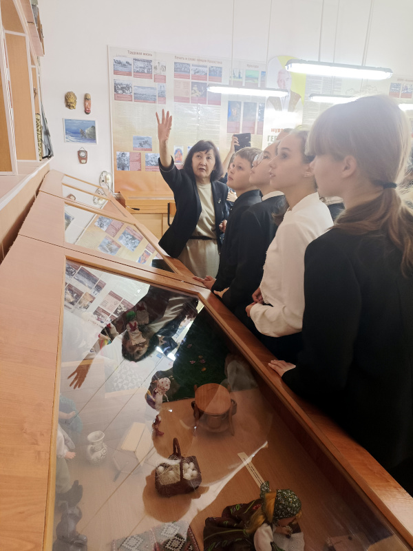 Учащиеся школы посетили музей-аудиторию Герольда Бельгера в гуманитарно-техническом колледже
