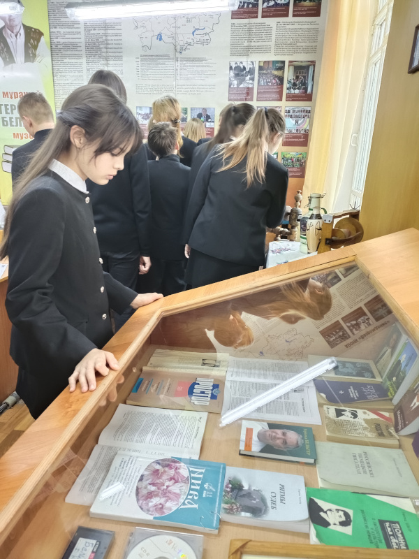 Учащиеся школы посетили музей-аудиторию Герольда Бельгера в гуманитарно-техническом колледже