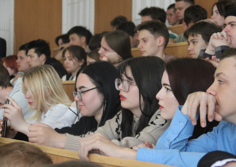День Защитника Отечества отметили в актовом зале Колледжа учащиеся ГТК и СШ в честь прп. Сергий Радонежского