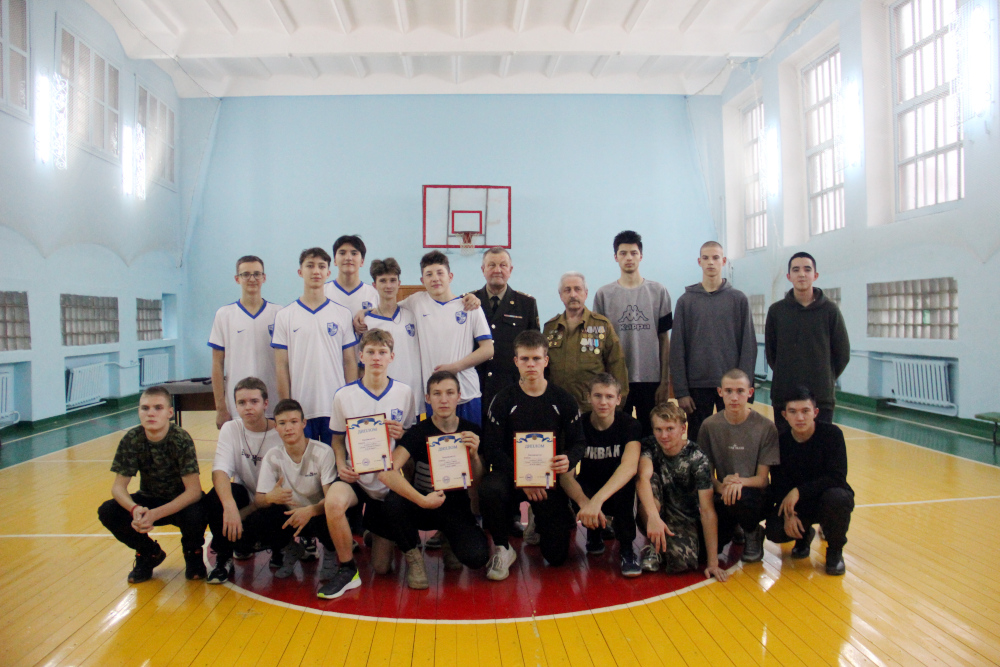 Учащиеся школы приняли участие в военно-спортивном конкурсе «А ну-ка, парни!» 