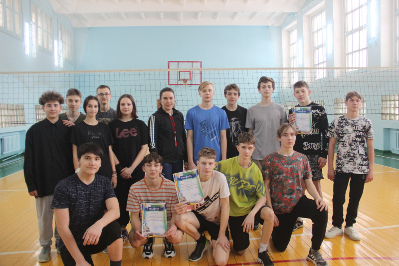 Турнир по волейболу среди учащихся 8-10 классов прошел в школе в честь прп. Сергия Радонежского