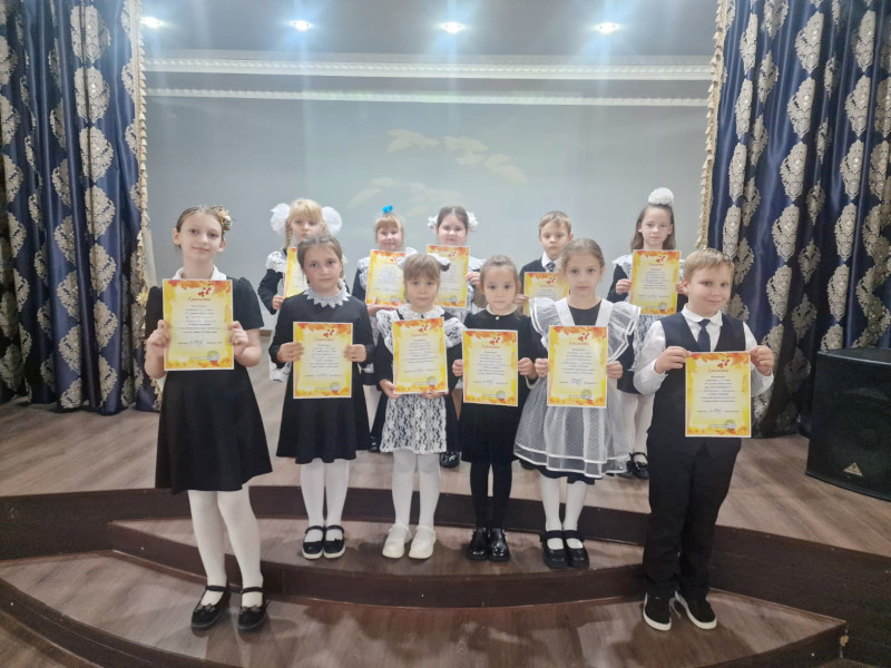 «Өлеңдердегі алтын уақыт» оқырмандар байқауы