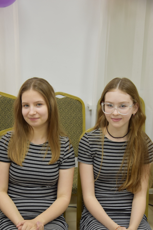 Күзгі бал: қуаныш, би және достық кеші